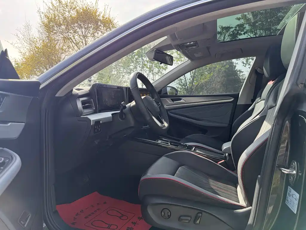 Volkswagen Lamando 2022 L 280TSI DSG
