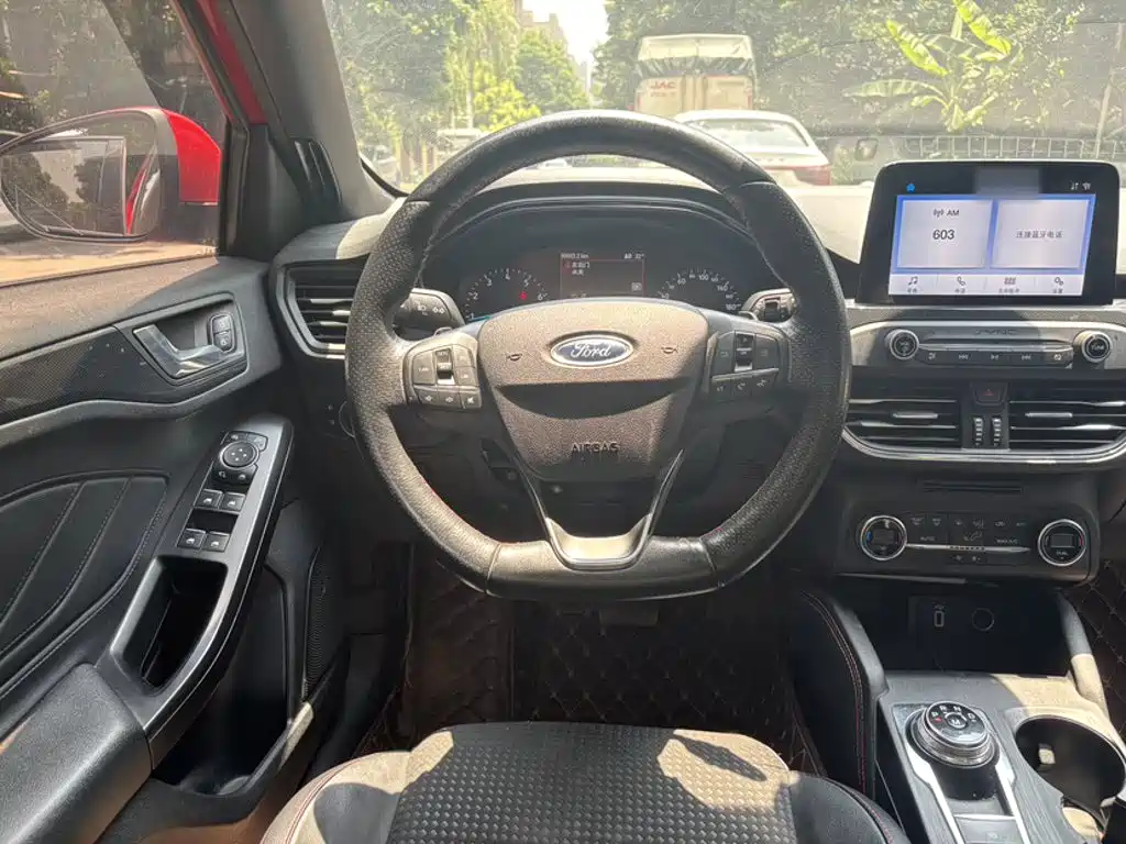 Ford Focus — миниатюра 14