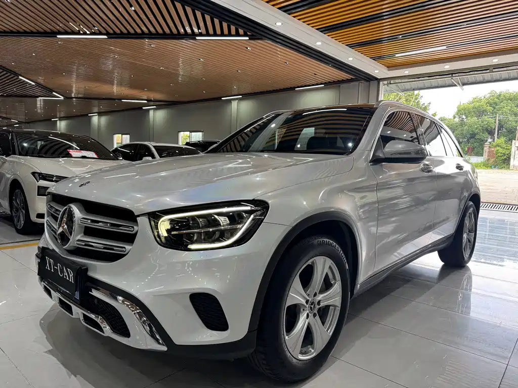 Купить Mercedes-Benz GLC