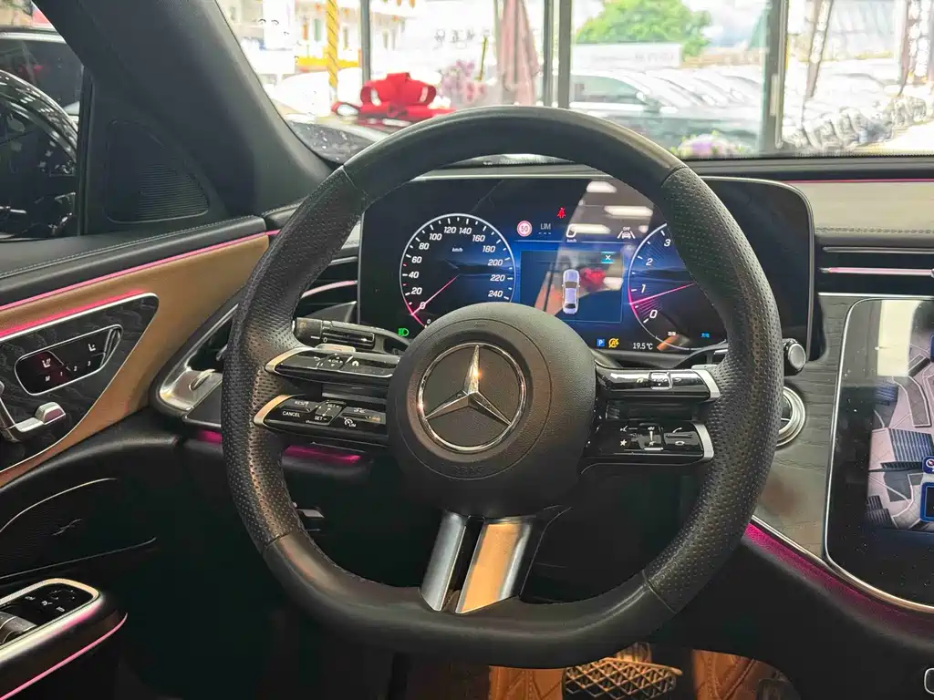 Mercedes-Benz E-Class E 2024 E 300 L Fashion Sport