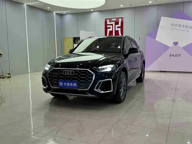 AUDI Q5L 2022