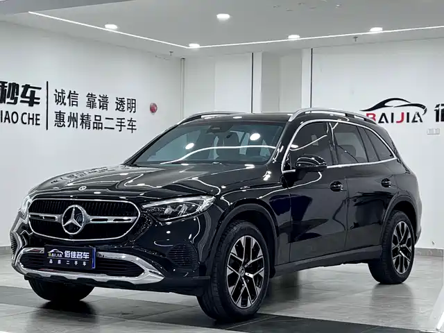 MERCEDES-BENZ GLC