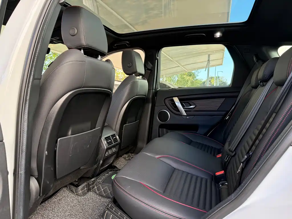 LAND ROVER DISCOVER SPORTS