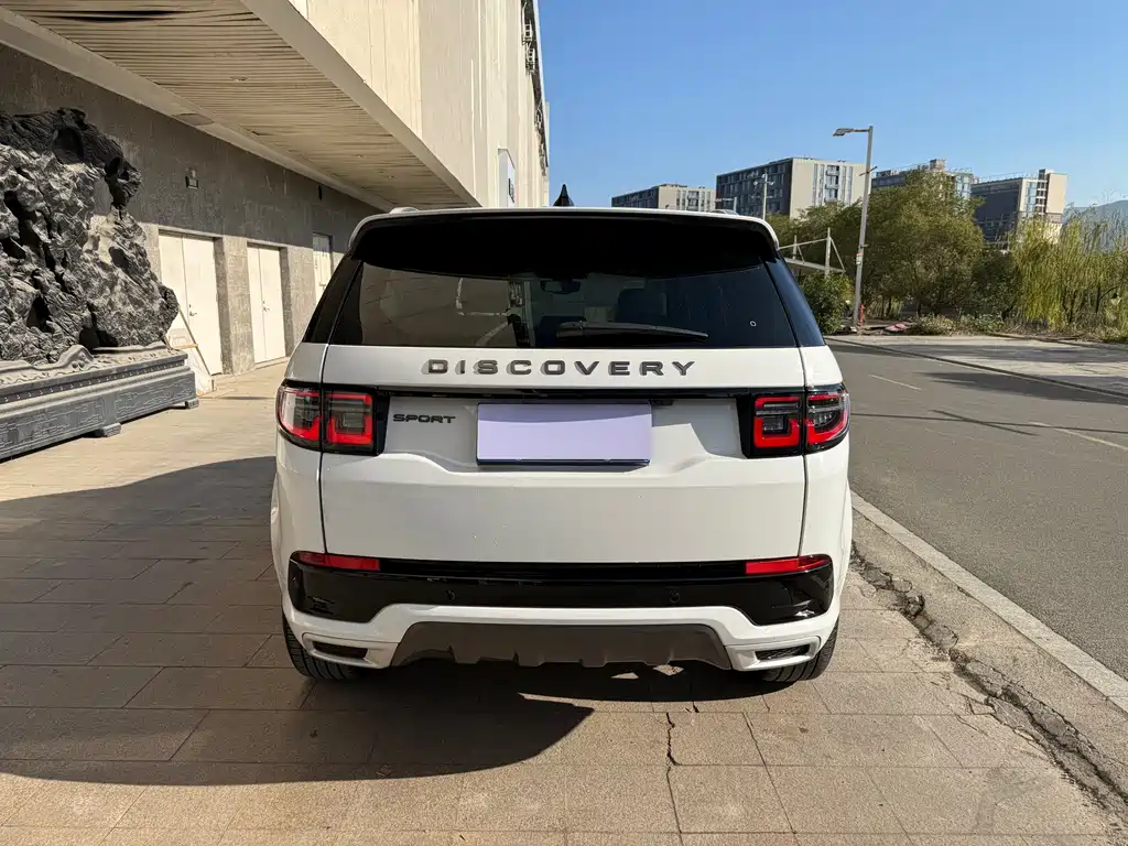 LAND ROVER DISCOVER SPORTS