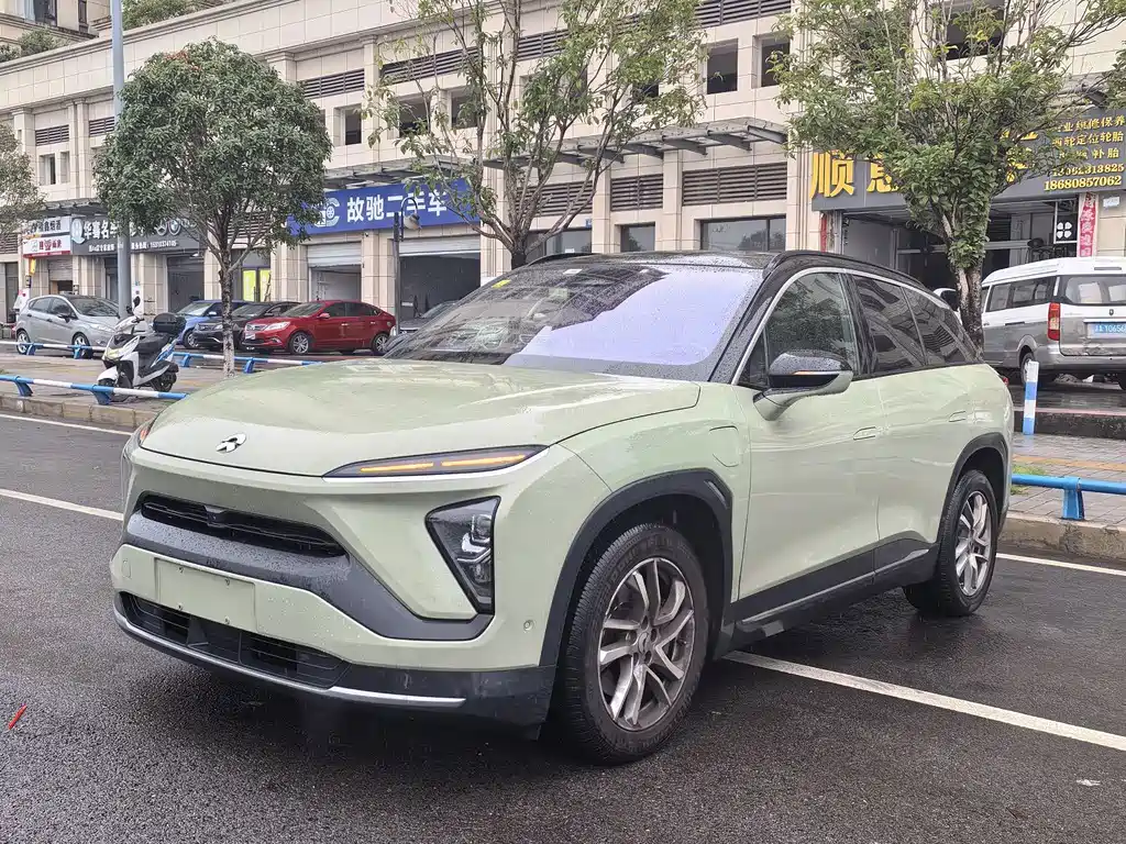 NIO ES6