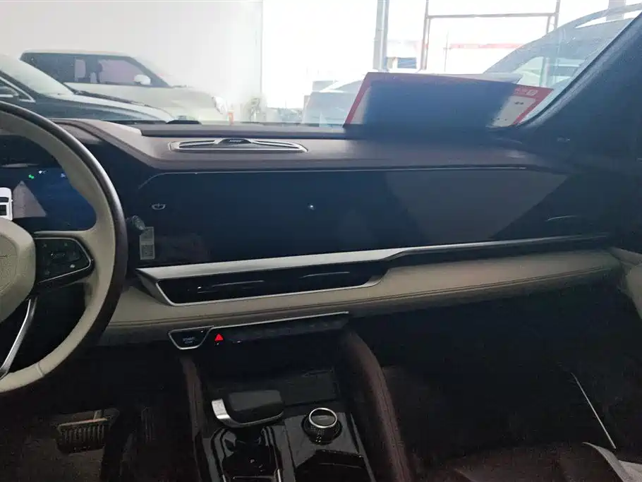 GEELY AUTOMOBILE XINGYUE L