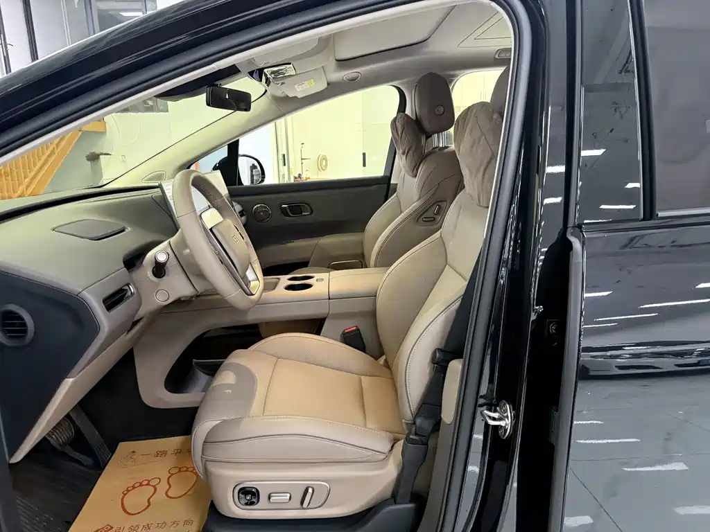 Li Auto Li i8 — миниатюра 11