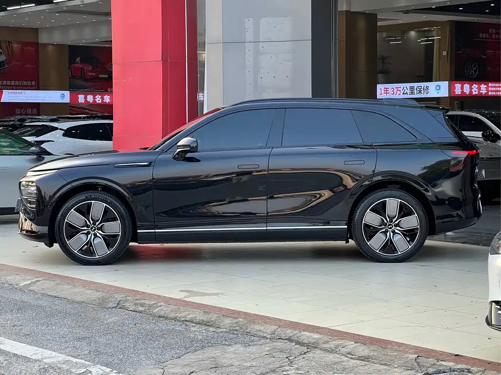 XPeng G9 — миниатюра 2