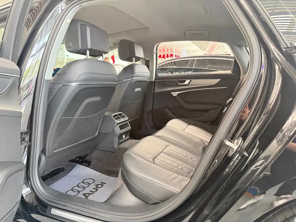 Audi A6L — миниатюра 5
