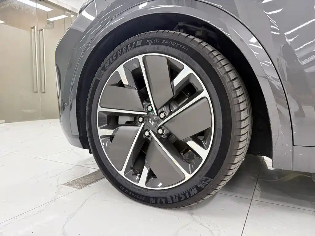Li Auto Li L9 — миниатюра 7