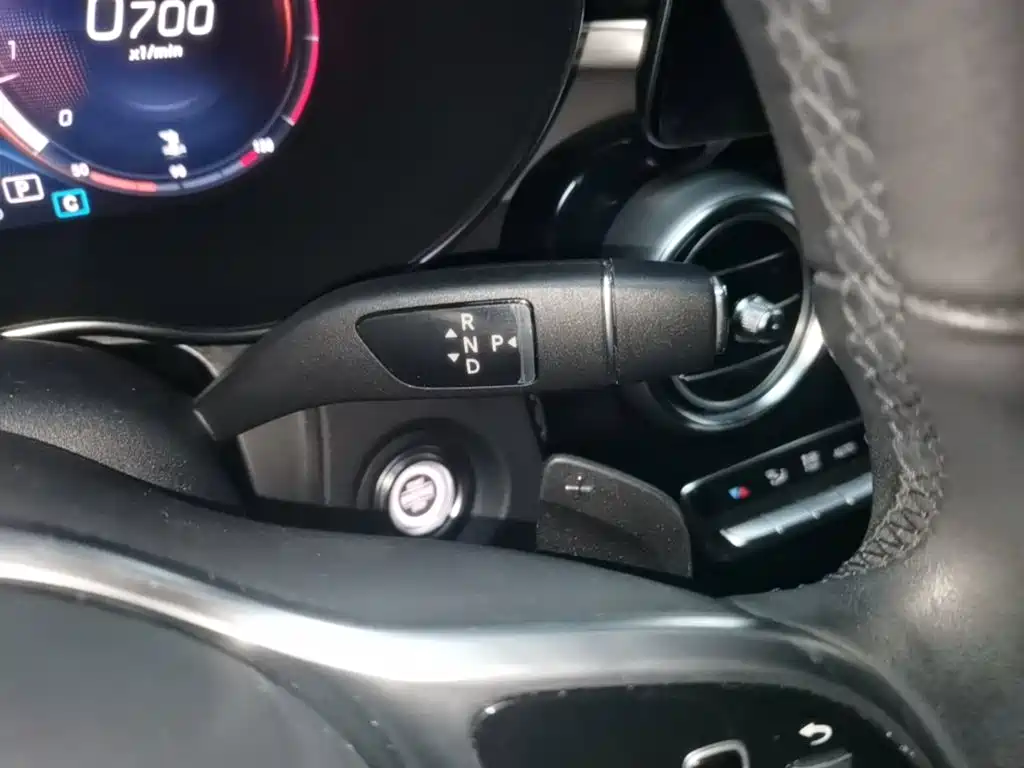Mercedes-Benz GLC — миниатюра 14