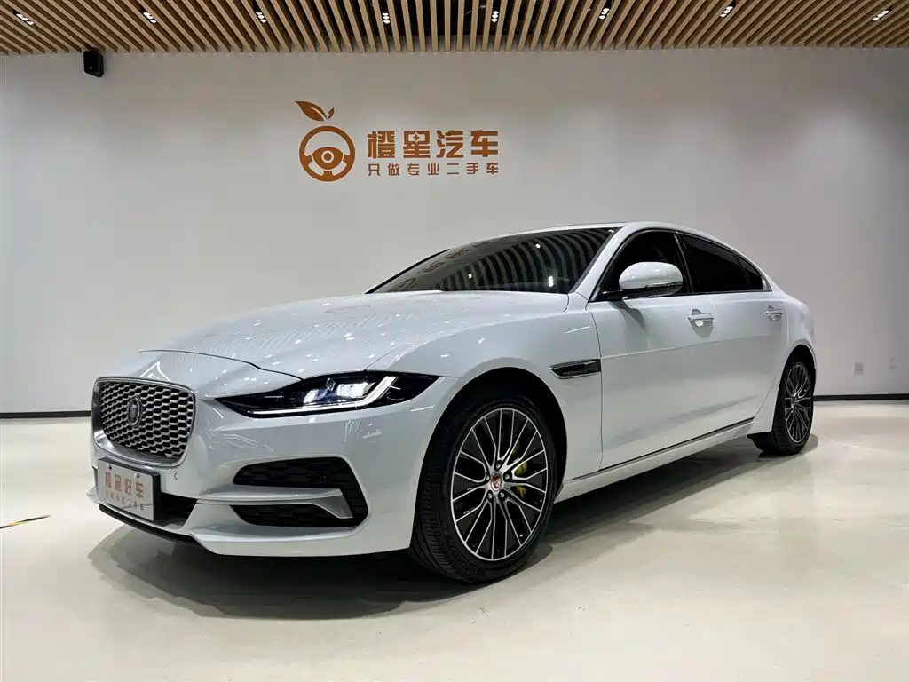 Купить Jaguar XEL