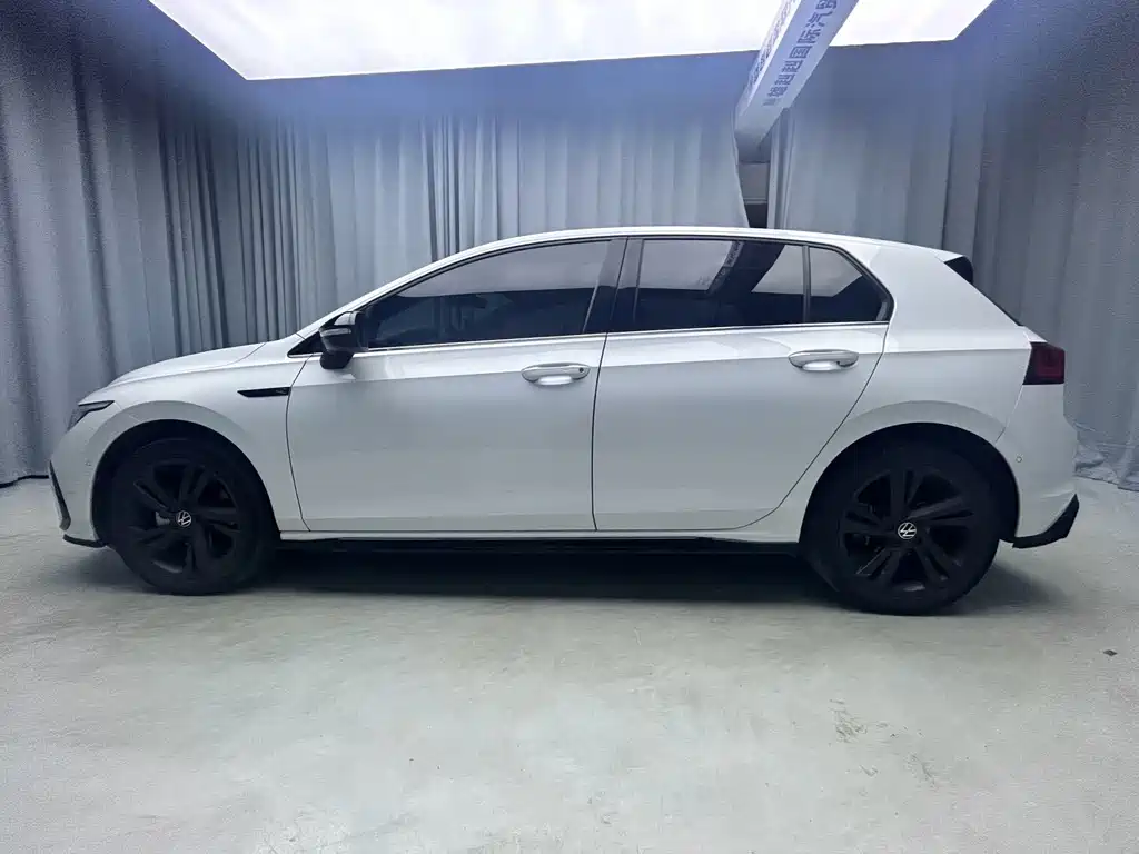 Volkswagen Golf — миниатюра 4