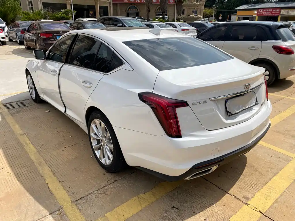 Cadillac CT5 — миниатюра 4