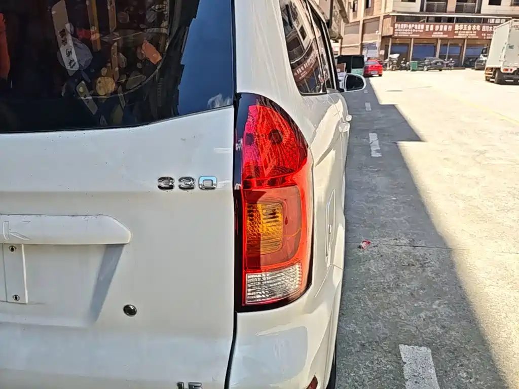 Fengguang Fengguang 330 — миниатюра 8
