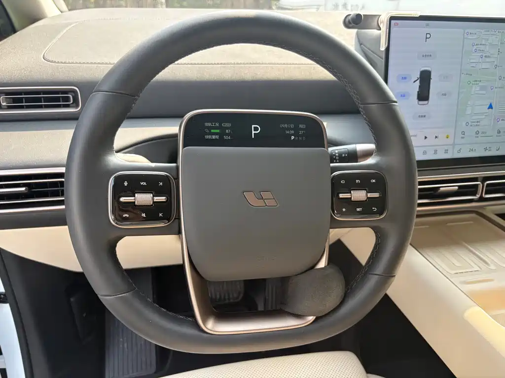 Li Auto Li MEGA — миниатюра 10
