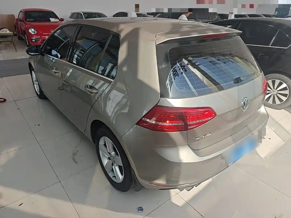 Volkswagen Golf — миниатюра 5