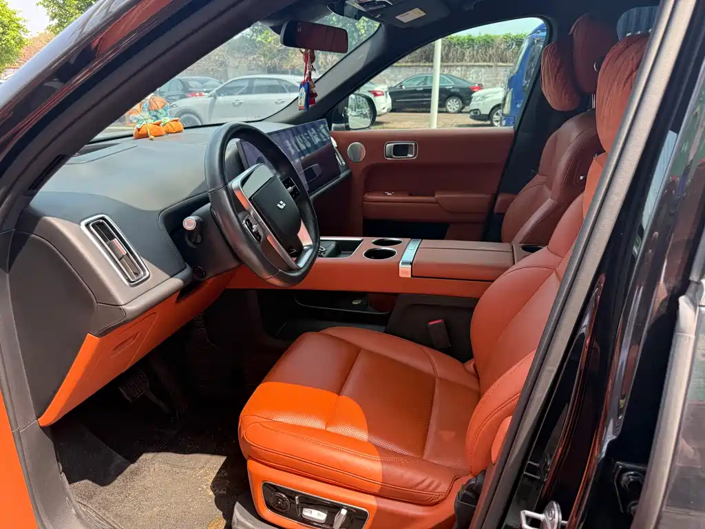 Li Auto Li L8 — миниатюра 4