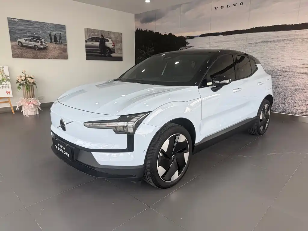 Volvo EX30