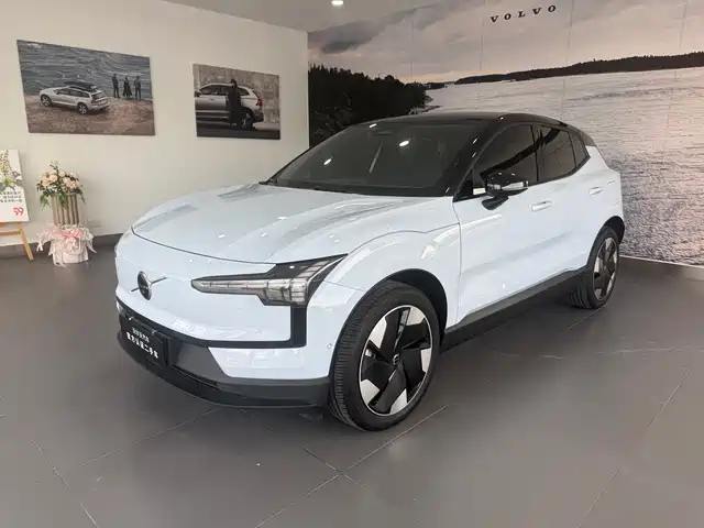Volvo EX30