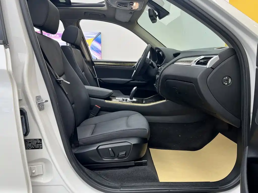 BMW X3 (Import) — миниатюра 19