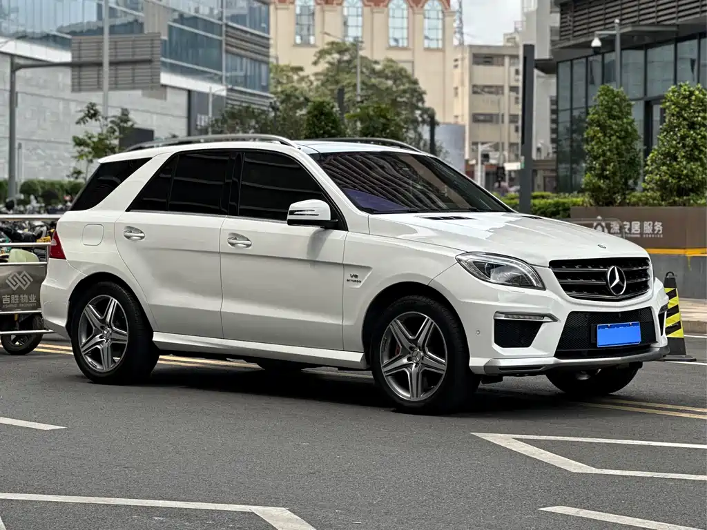 Mercedes-Benz M A MG M AMG 2015 AMG ML 63