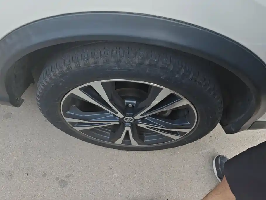 Nissan Qashqai — миниатюра 6