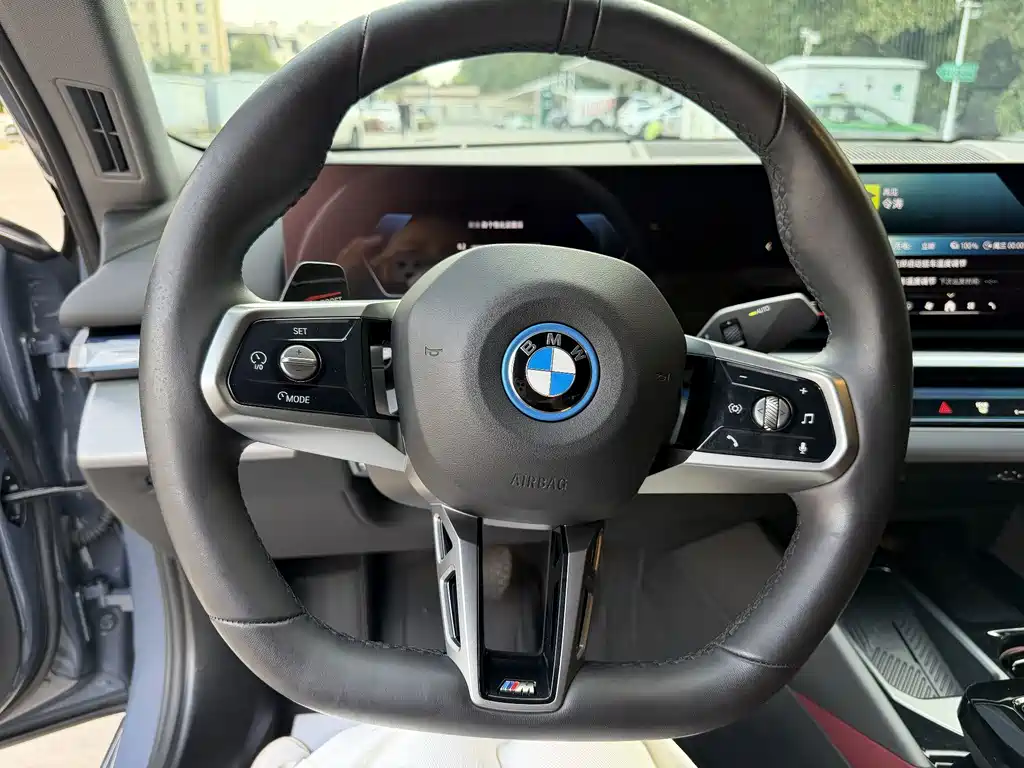 BMW i5 — миниатюра 19