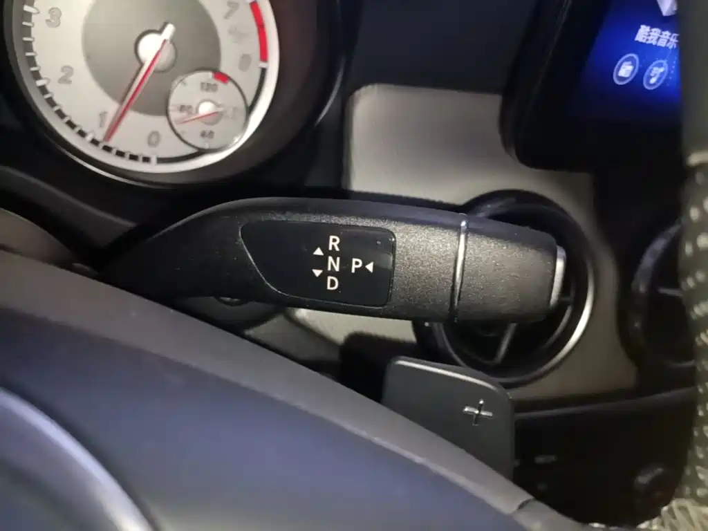 Mercedes-Benz GLA — миниатюра 14