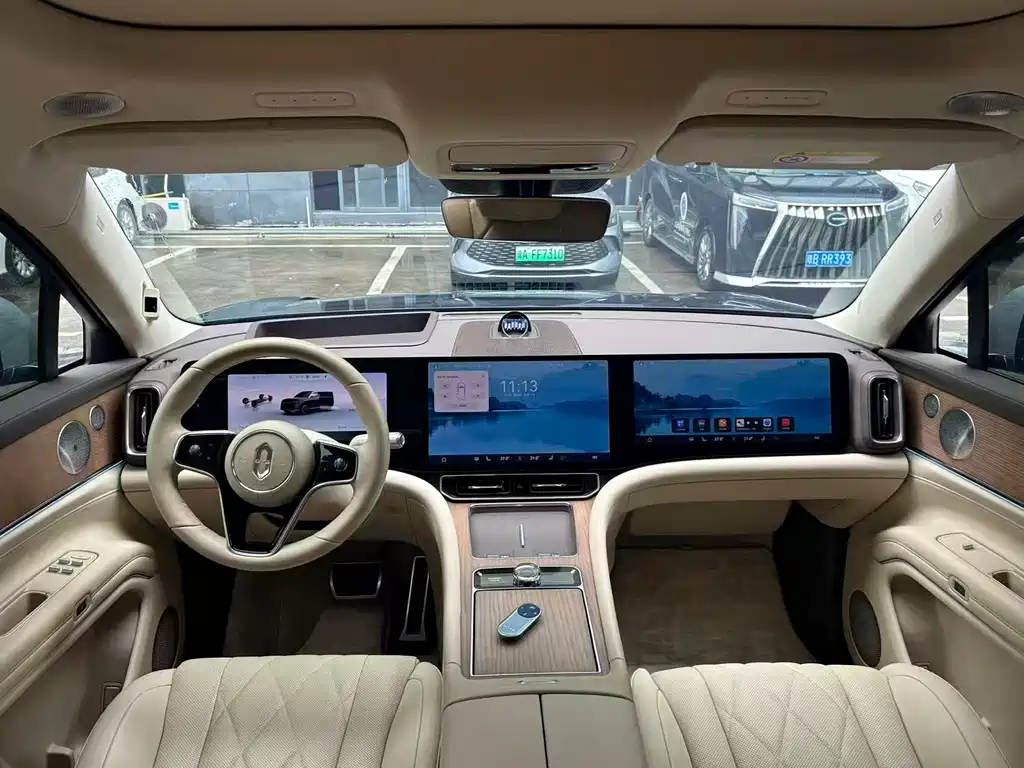 AITO ASK THE WORLD M9