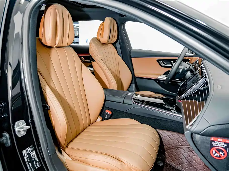 Mercedes-Benz E-Class — миниатюра 18