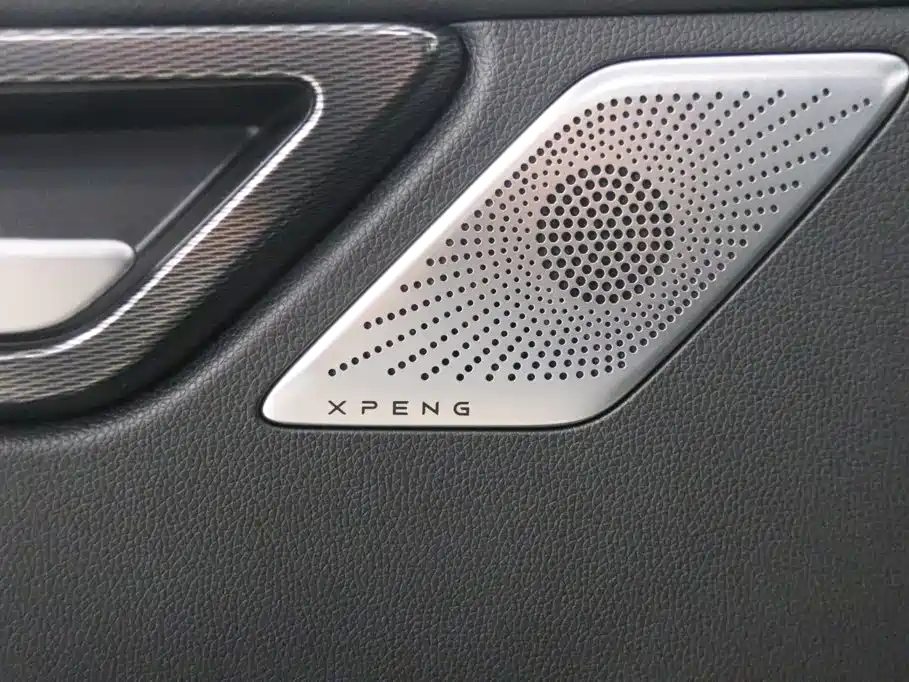 XPeng G3 — миниатюра 16