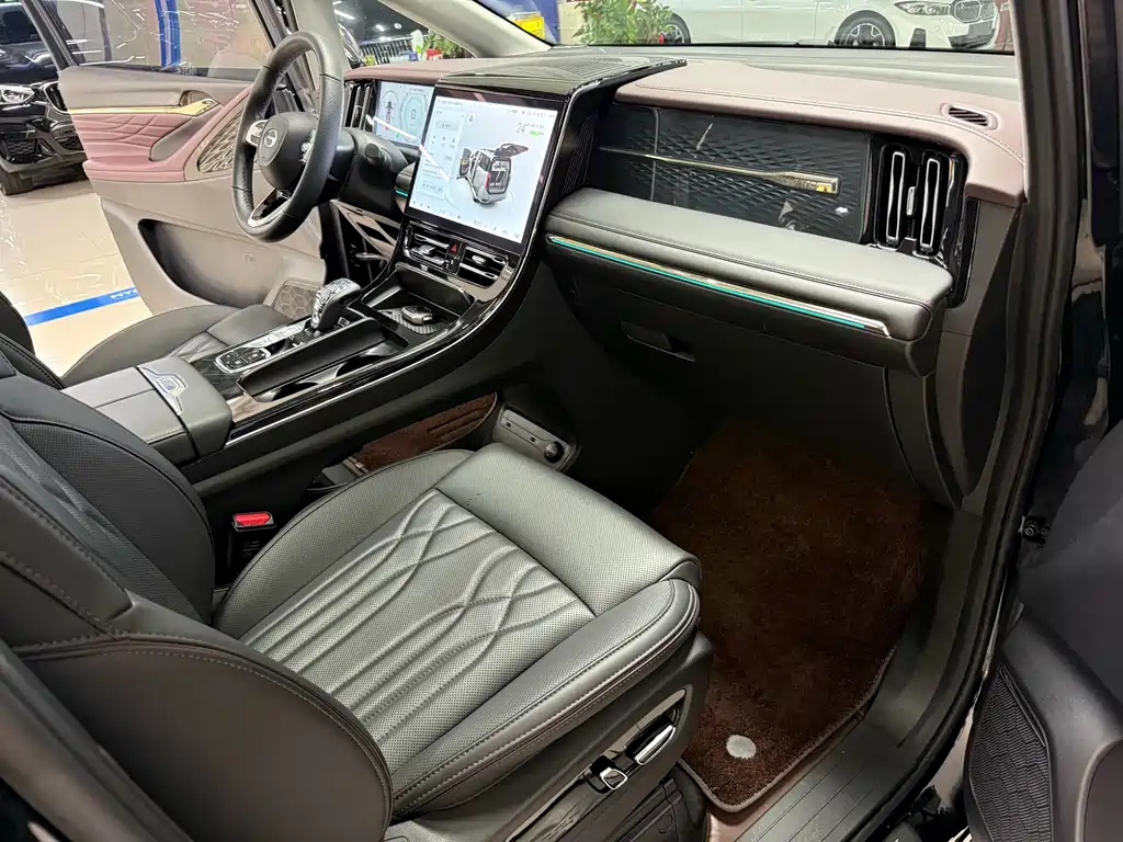GAC Motor Trumpchi M8 — миниатюра 9