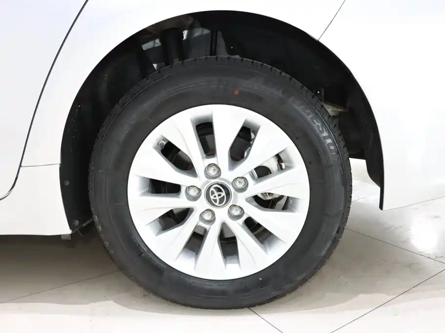 Toyota Corolla — миниатюра 20