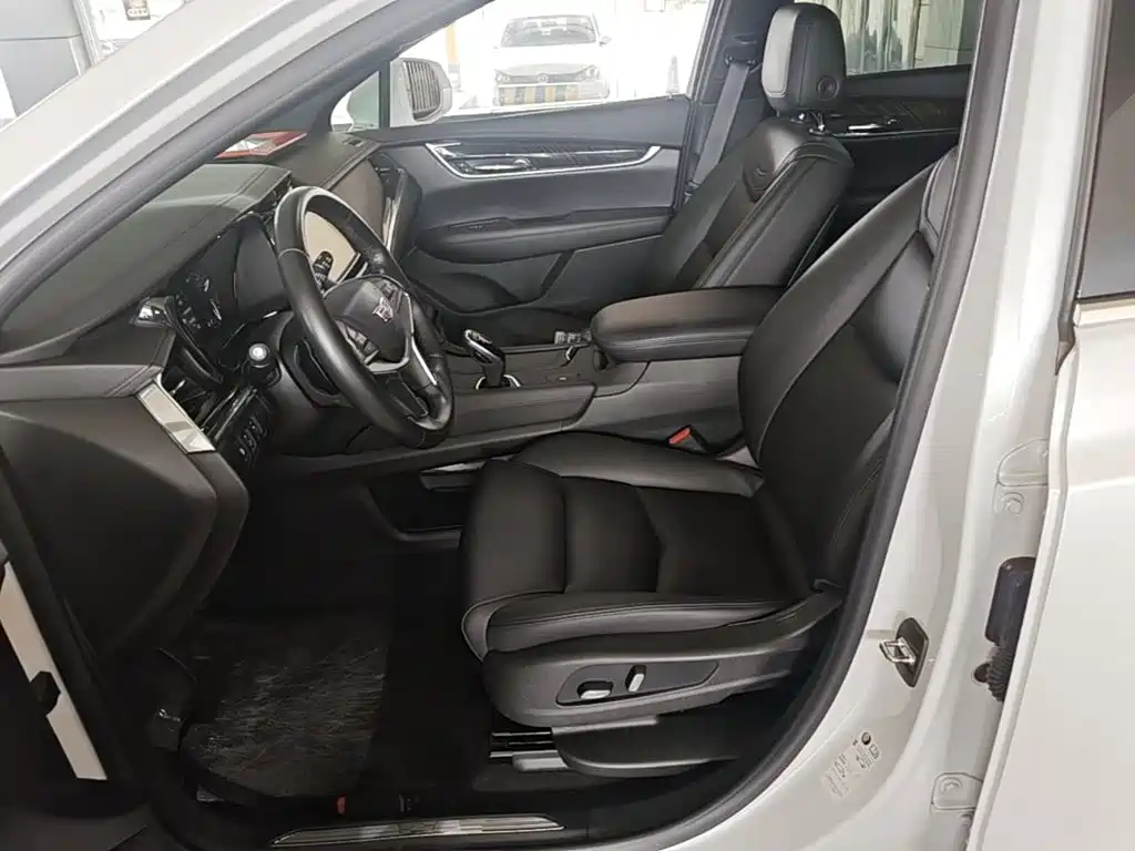 Cadillac XT5 — миниатюра 15