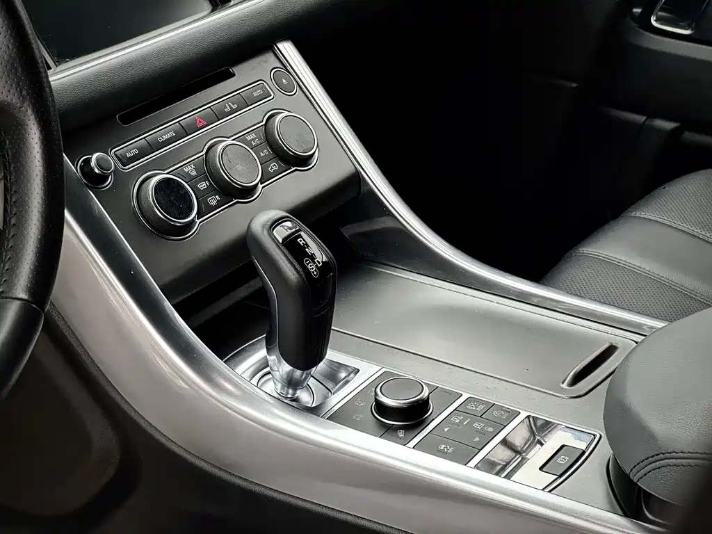Land Rover Sport — миниатюра 20