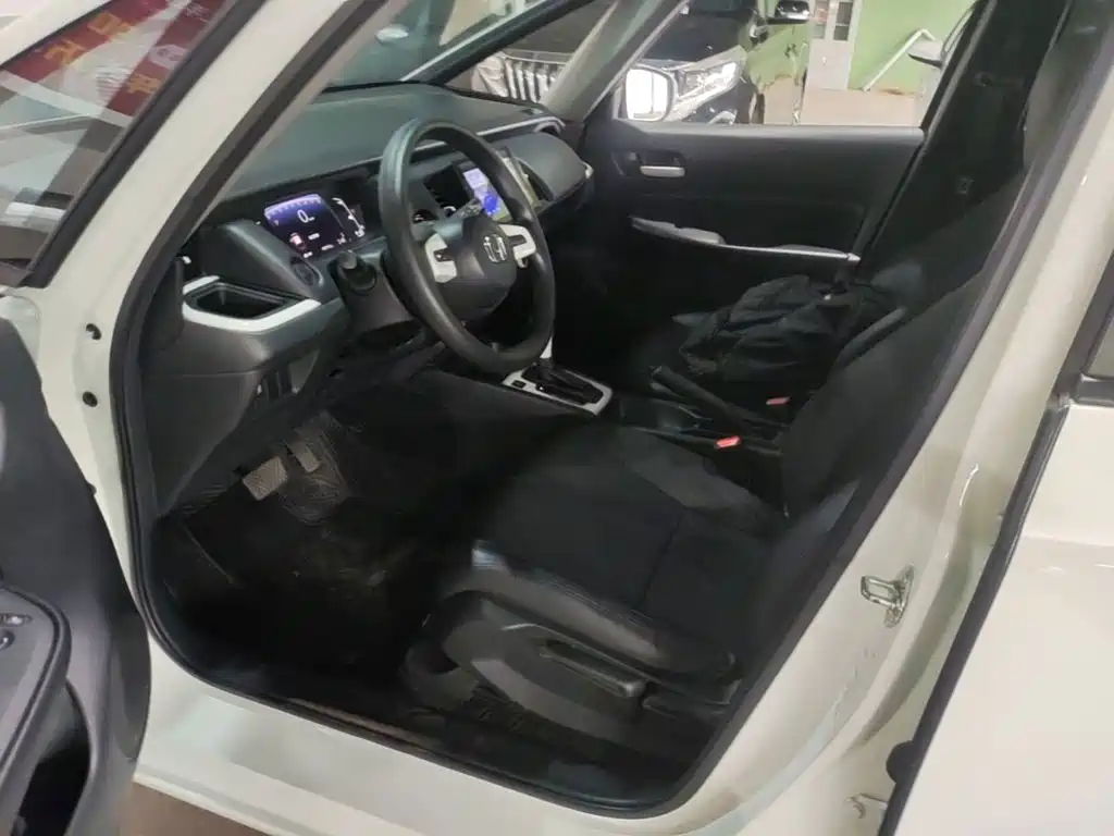 Honda Fit — миниатюра 15