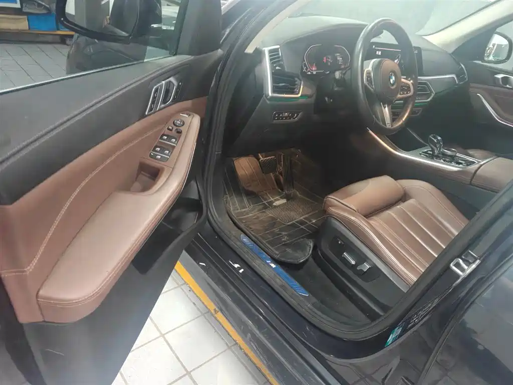 BMW X5 2019 xDrive30i M Sport