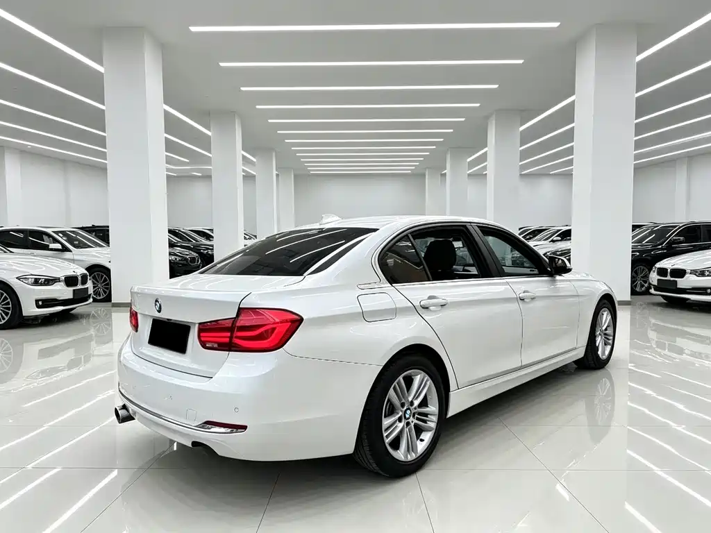 BMW 3 Series — миниатюра 7
