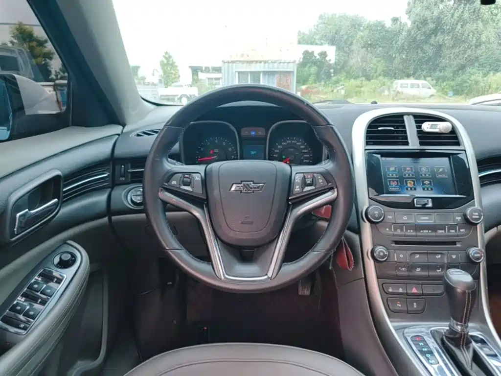 Chevrolet Malibu — миниатюра 11