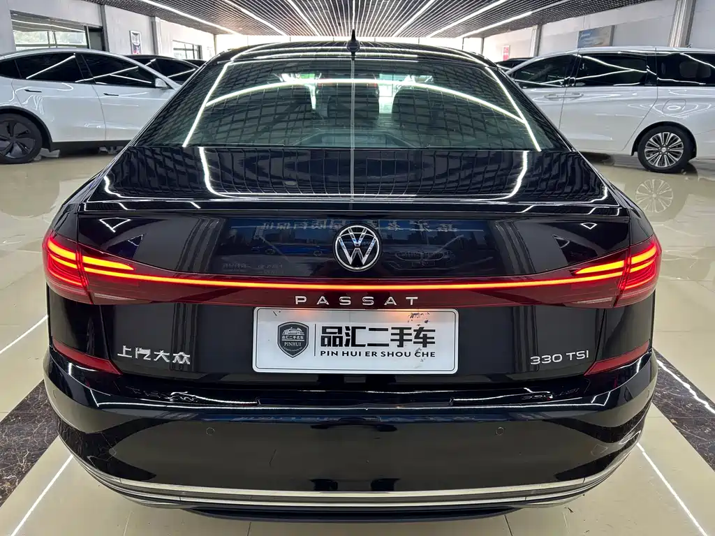 Volkswagen Passat — миниатюра 4