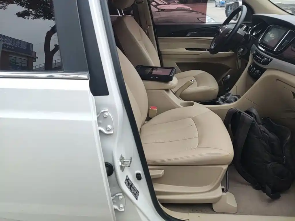 Baojun 730 — миниатюра 25