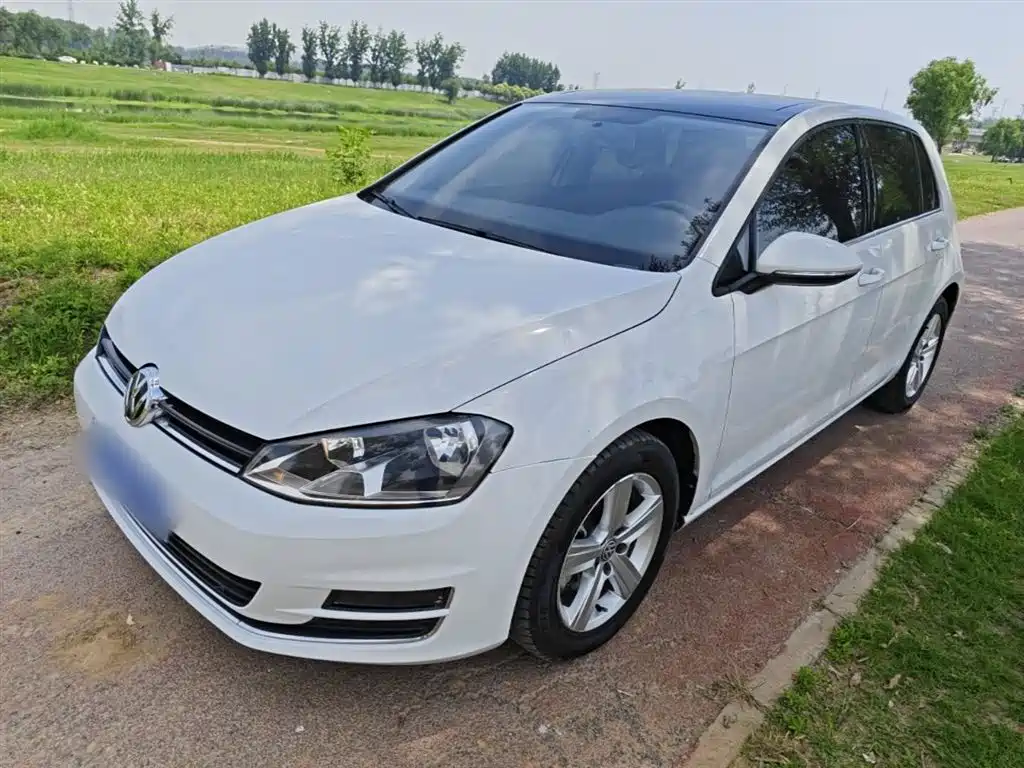 Купить Volkswagen Golf