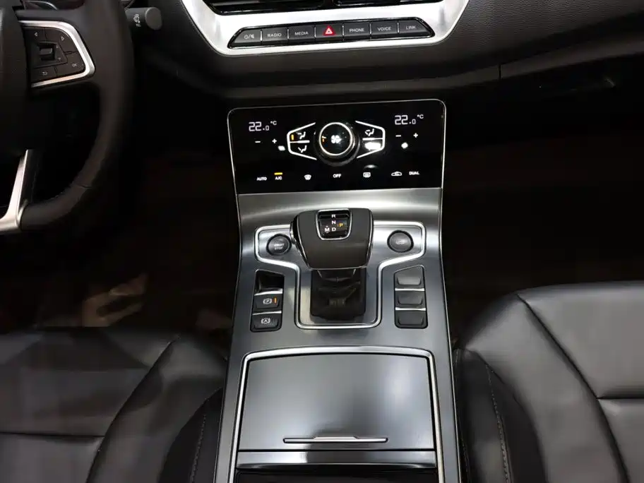 Hongqi Hongqi H5 — миниатюра 15