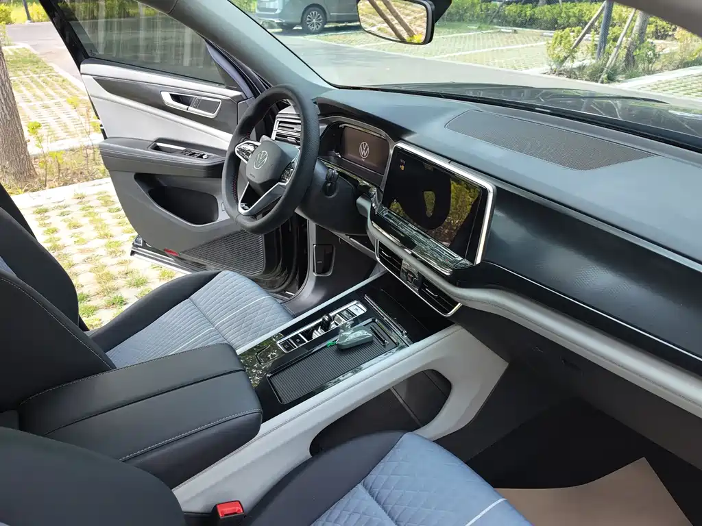 Volkswagen Teramont — миниатюра 5
