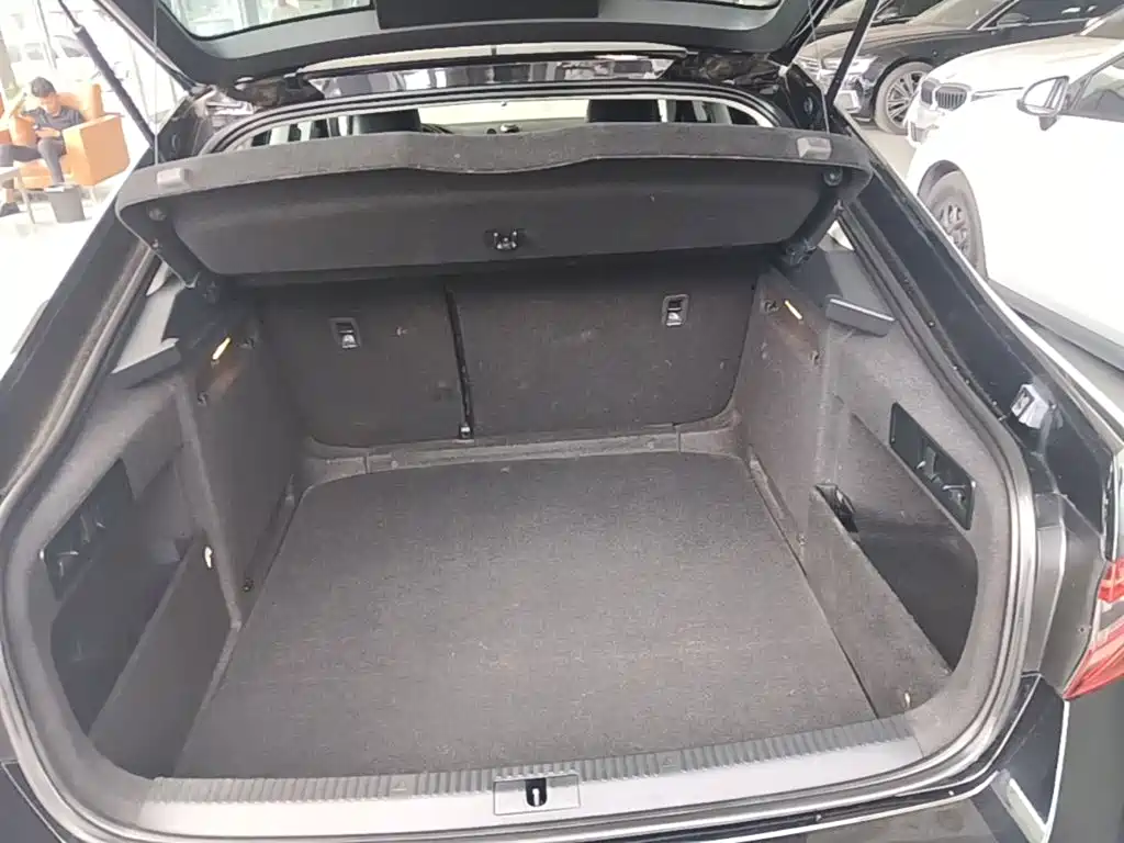 Skoda Superb — миниатюра 19