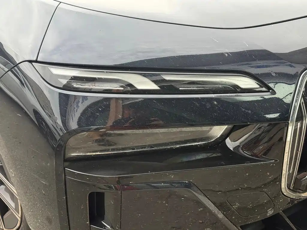BMW 7 Series — миниатюра 2