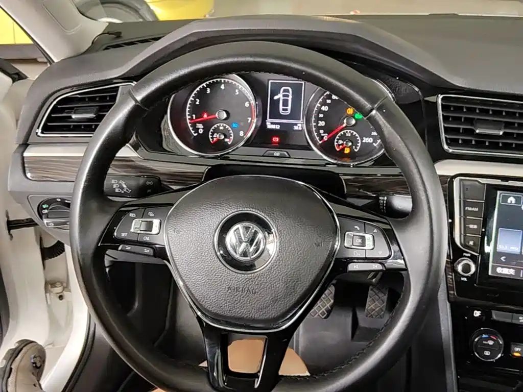 Volkswagen Lamando — миниатюра 11
