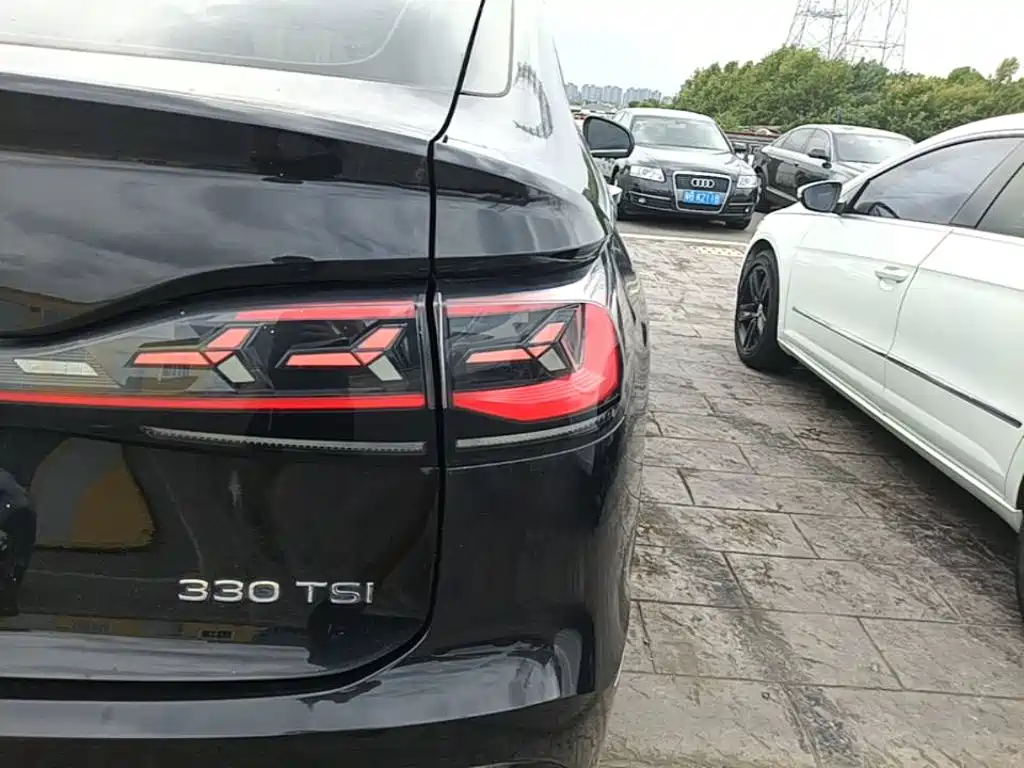 Volkswagen Tiguan X — миниатюра 8