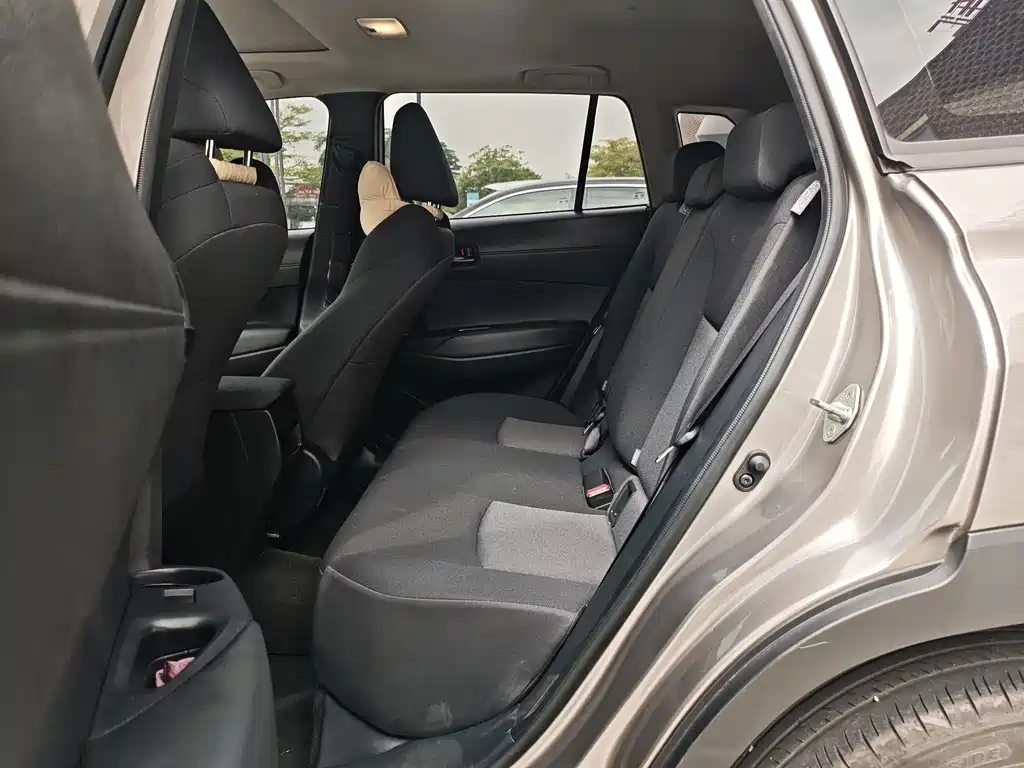 Toyota Frontlander — миниатюра 6